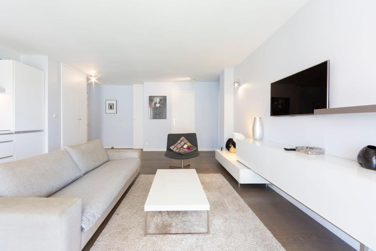 Modern Apartment 2 Bedrooms Quiet Terrace In A Palm Beach Area, 30 Meters From Seaside カンヌ エクステリア 写真