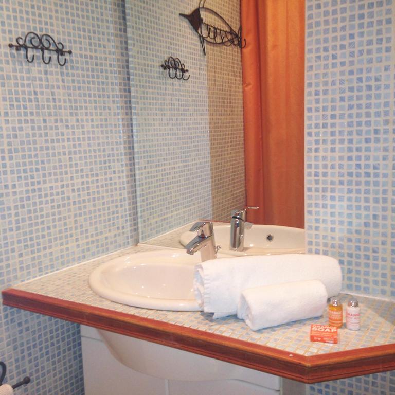 Modern Apartment 2 Bedrooms Quiet Terrace In A Palm Beach Area, 30 Meters From Seaside カンヌ エクステリア 写真