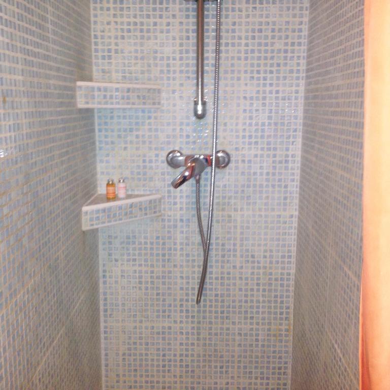 Modern Apartment 2 Bedrooms Quiet Terrace In A Palm Beach Area, 30 Meters From Seaside カンヌ エクステリア 写真